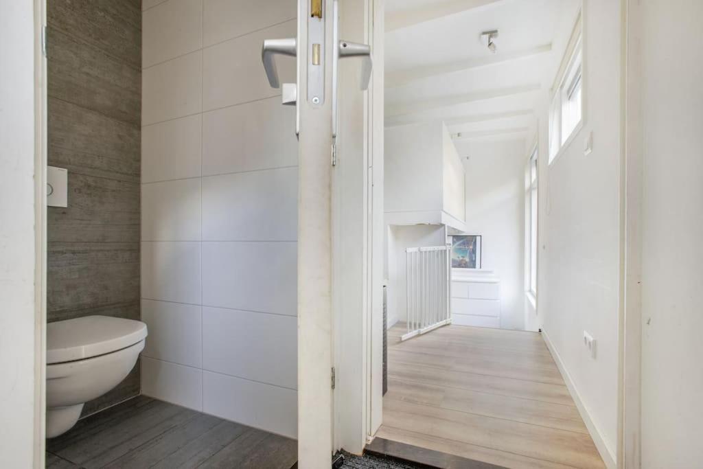 Quiet Waterloft Near Amsterdam And Schiphol Ws17 Hotel Aalsmeer Bagian luar foto