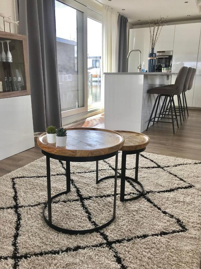 Quiet Waterloft Near Amsterdam And Schiphol Ws17 Hotel Aalsmeer Bagian luar foto