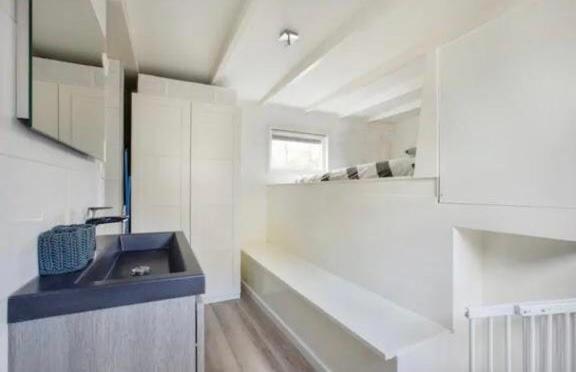 Quiet Waterloft Near Amsterdam And Schiphol Ws17 Hotel Aalsmeer Bagian luar foto